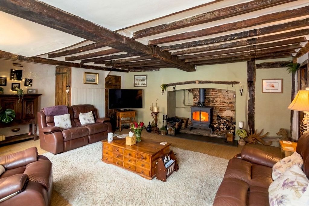 Property photo 2 of 29