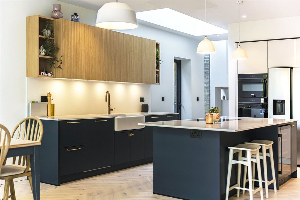 Property photo 3 of 25 Picture No. 43