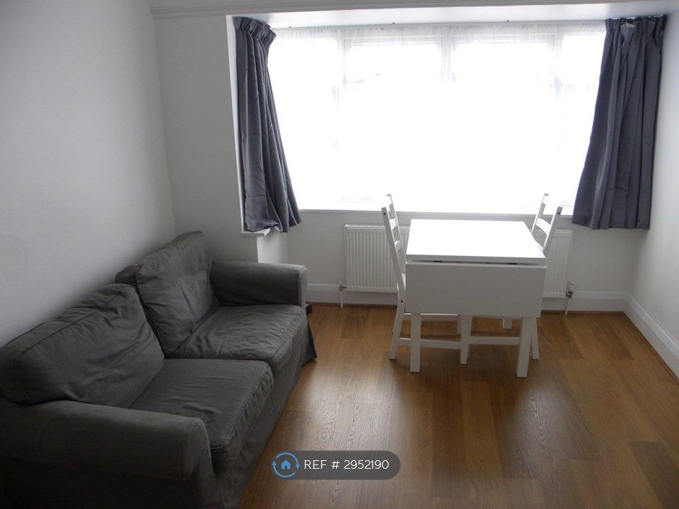 Property photo 2 of 8 Living Room
