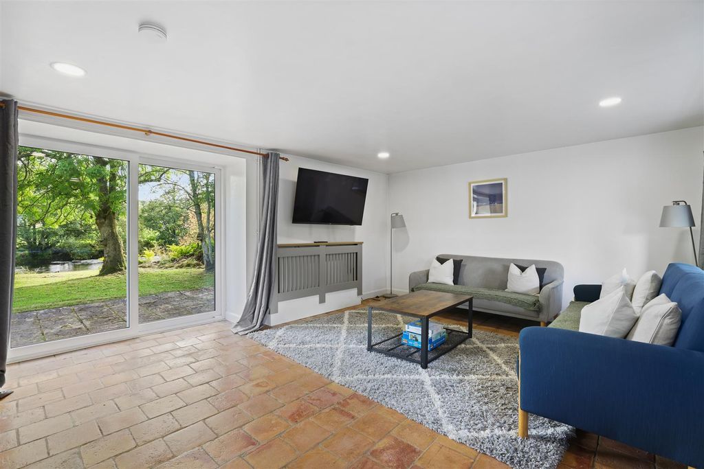 Property photo 3 of 28 4F8A0266.Jpg