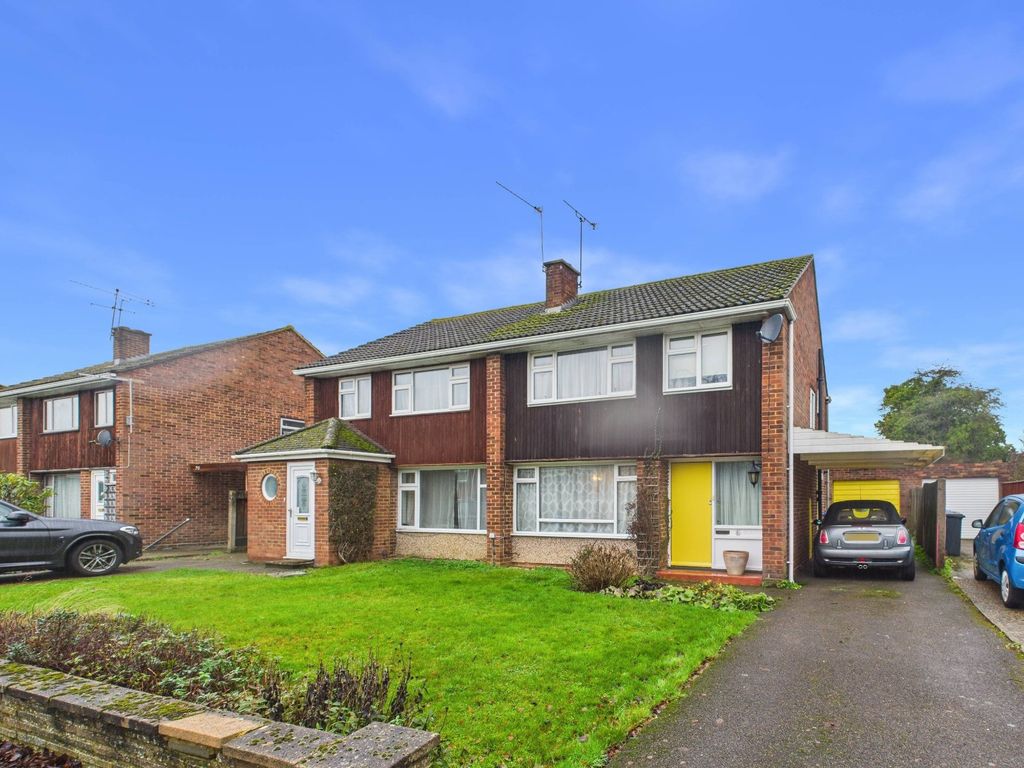 Property photo 2 of 9 Front