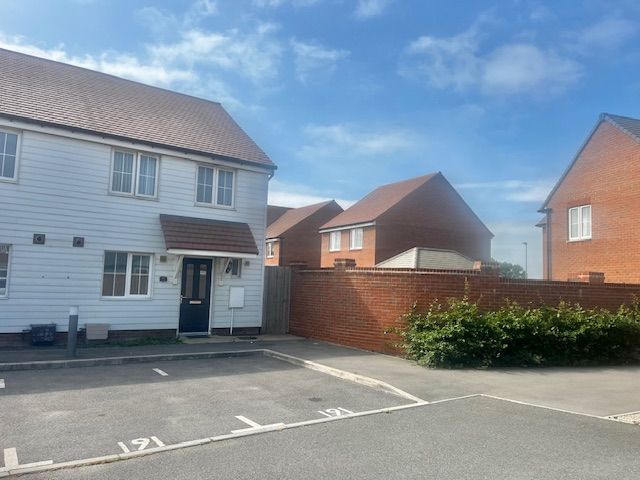 Property photo 2 of 23