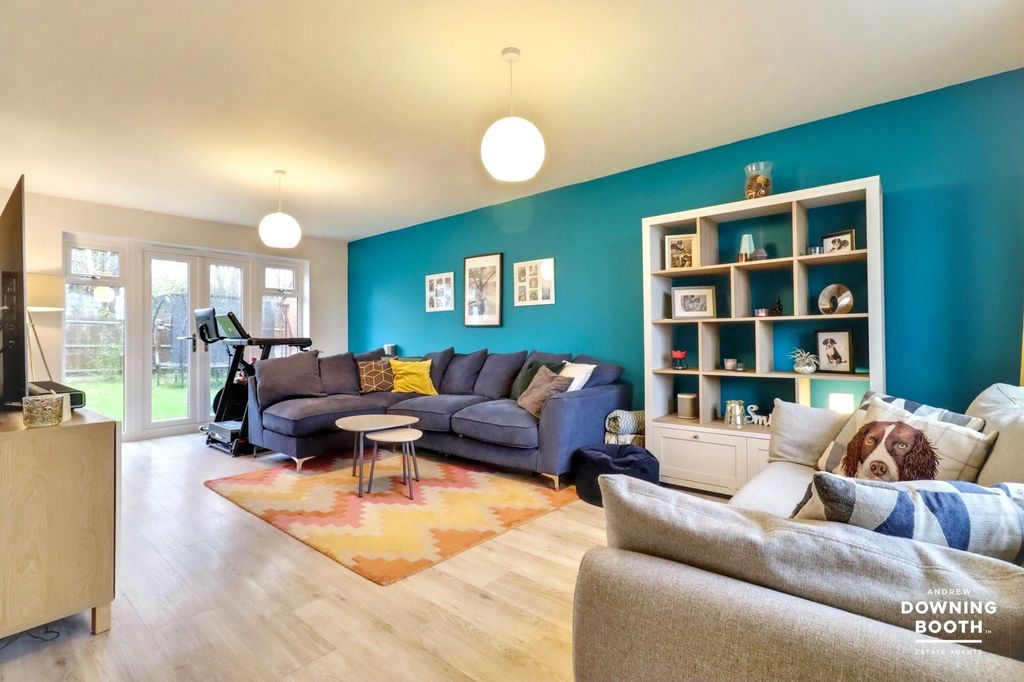 Property photo 3 of 38