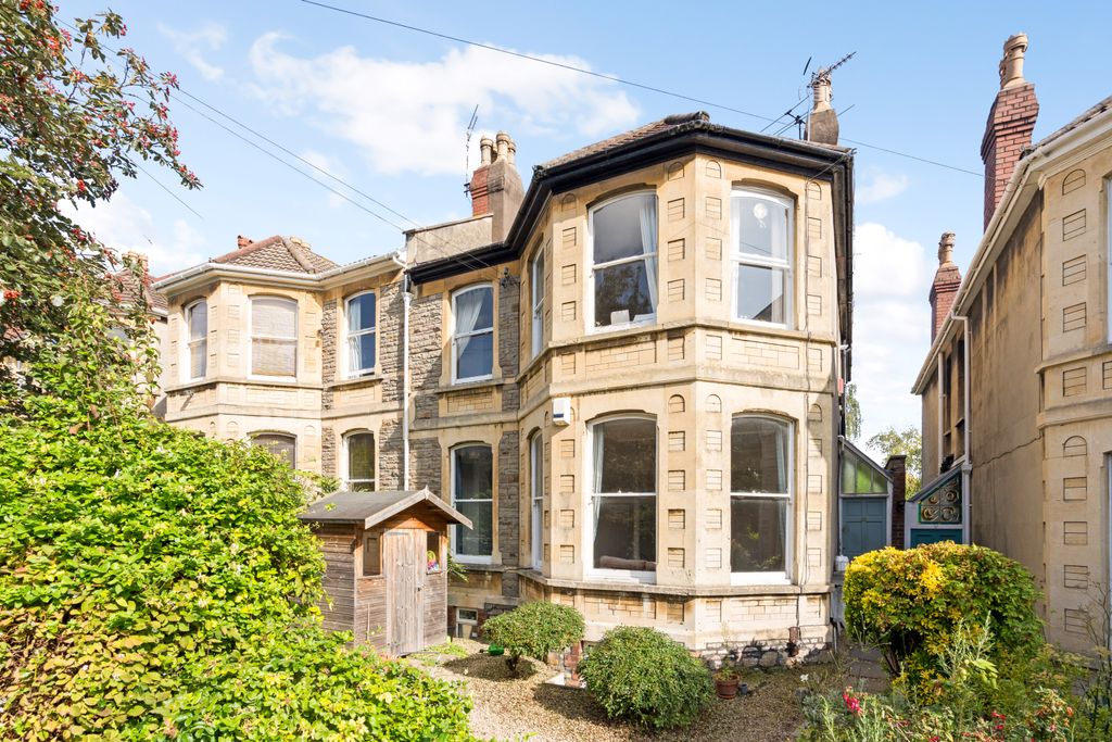 Property photo 2 of 15 External