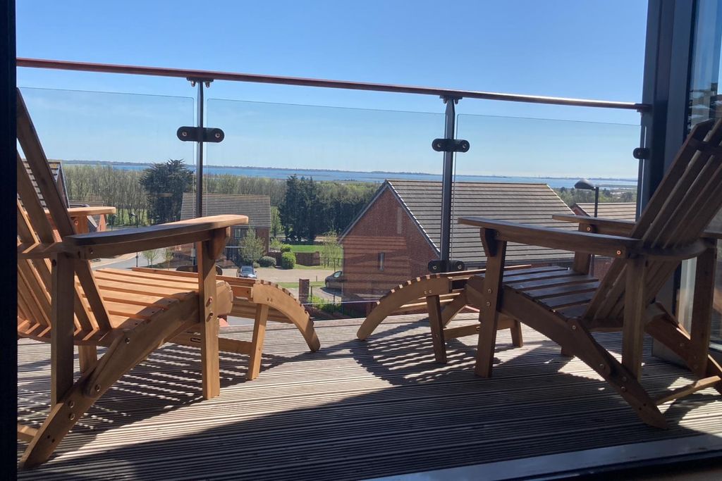 Property photo 3 of 21 Balcony 1.Png