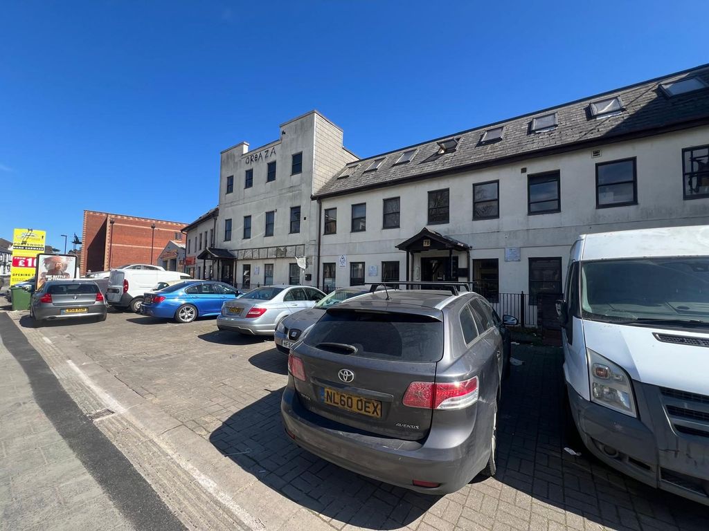 Property photo 1 of 1