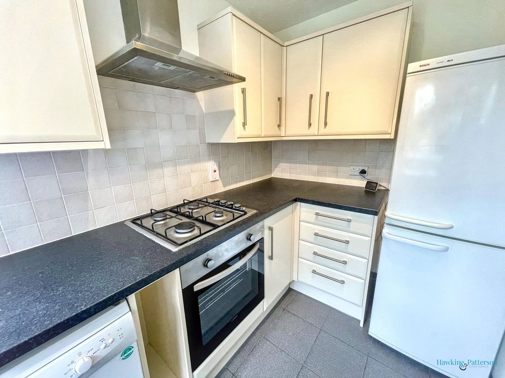 Property photo 3 of 14