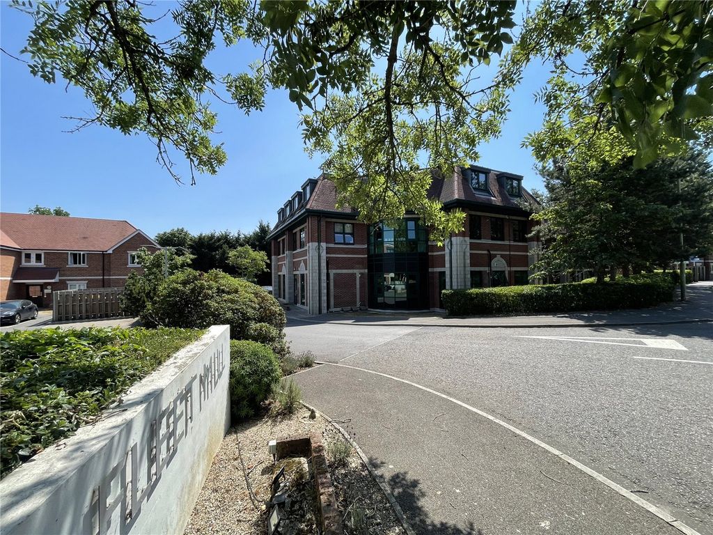 Property photo 1 of 7 Picture No. 17