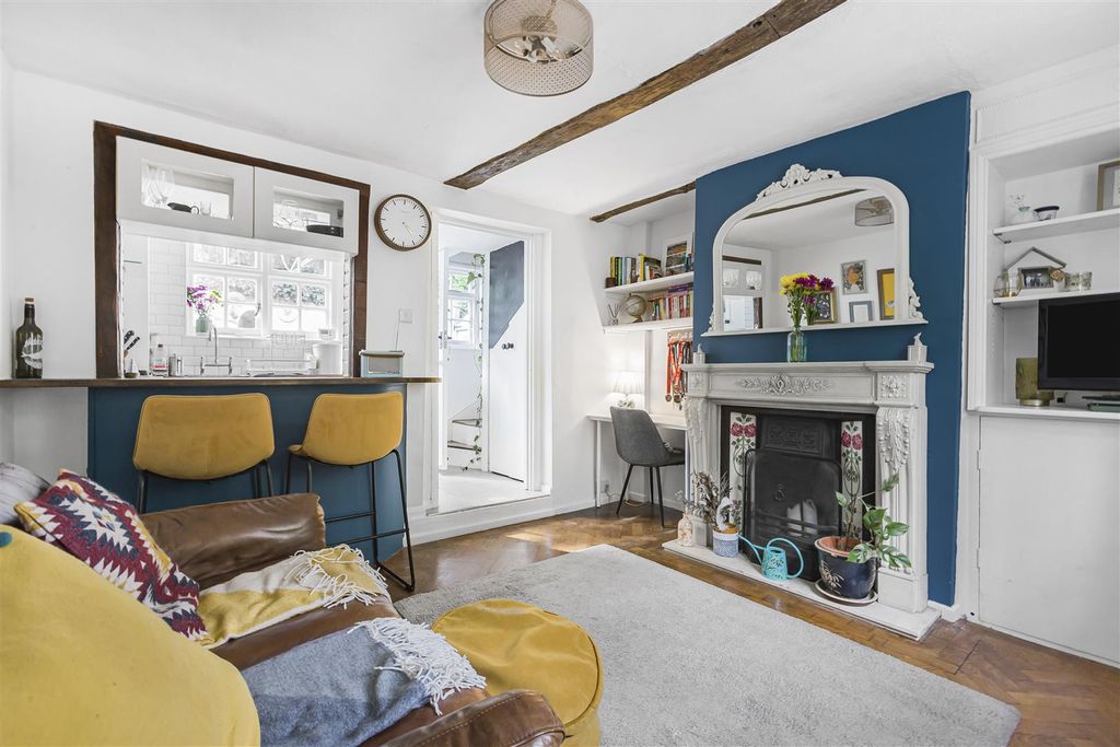 Property photo 3 of 20 2_52624.Jpg