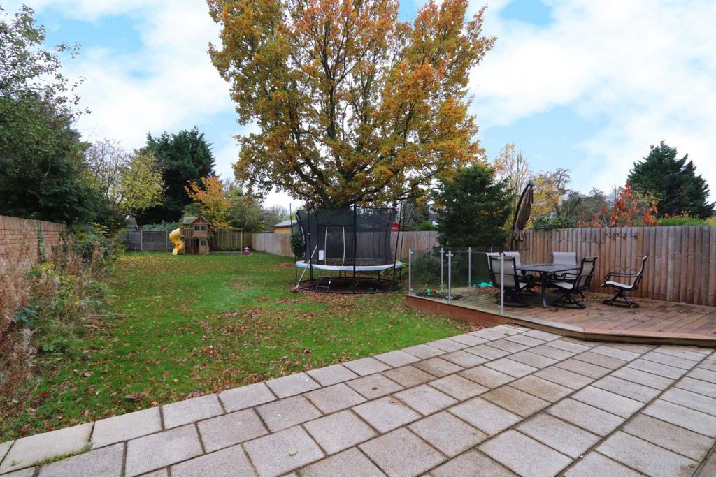 Property photo 3 of 29