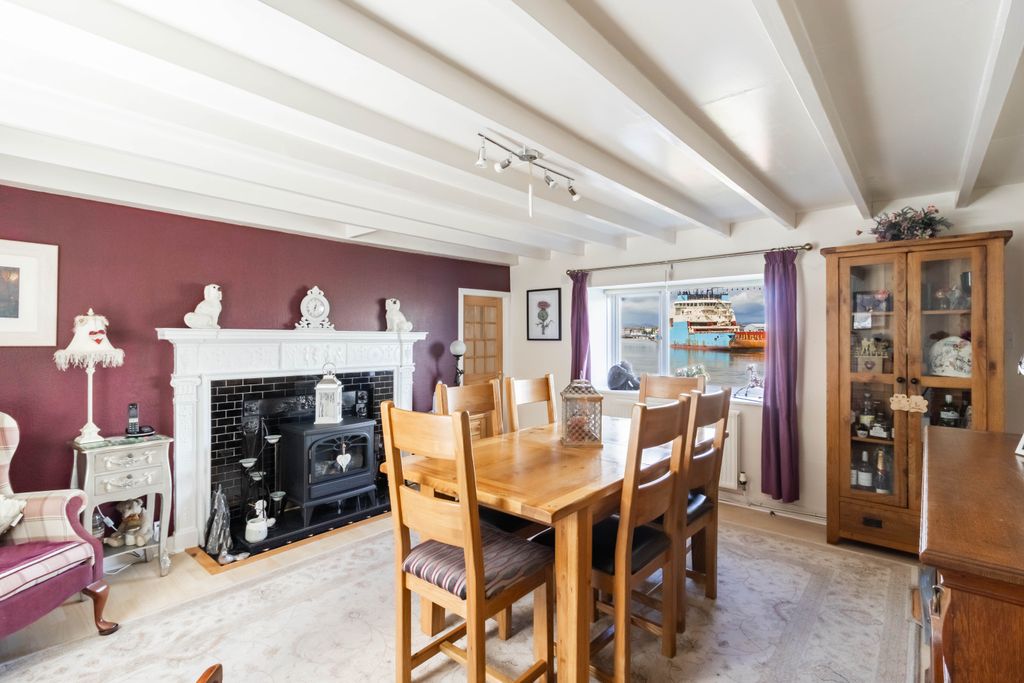 Property photo 3 of 48 Dining Room