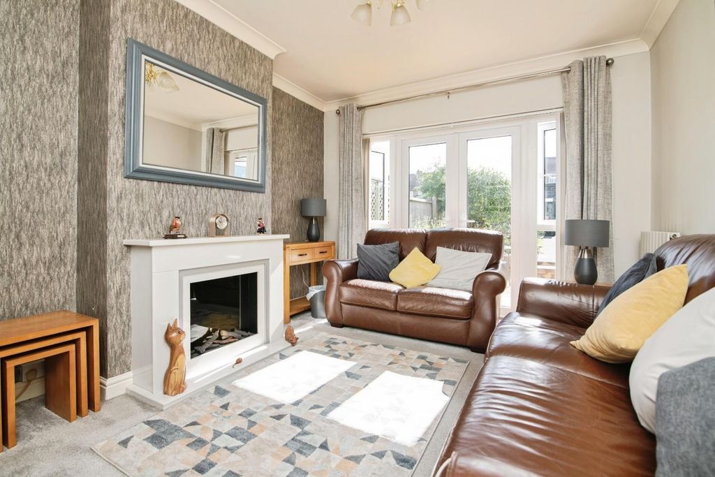 Property photo 2 of 19 Eve-20.Jpg