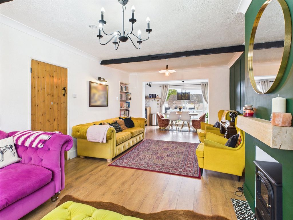 Property photo 2 of 18 Picture No. 05