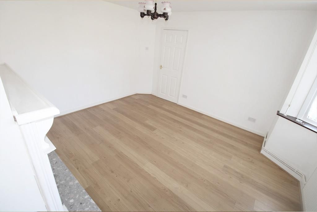 Property photo 3 of 13 Lounge 2.Jpg