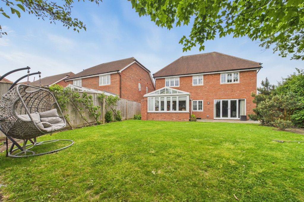 Property photo 2 of 17 Picture No. 39