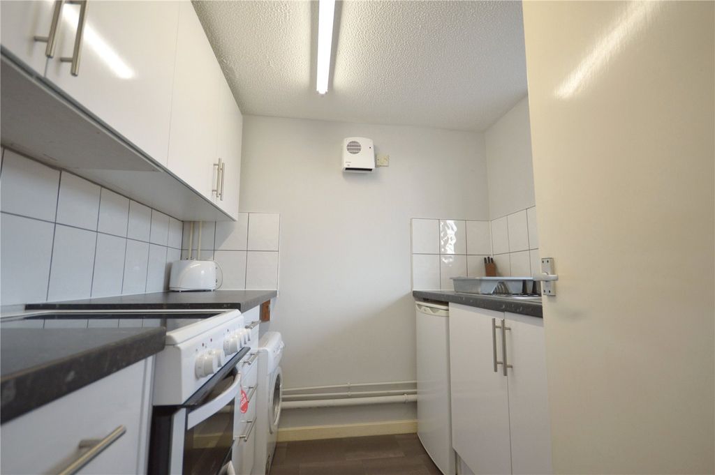 Property photo 3 of 6 Picture No. 05