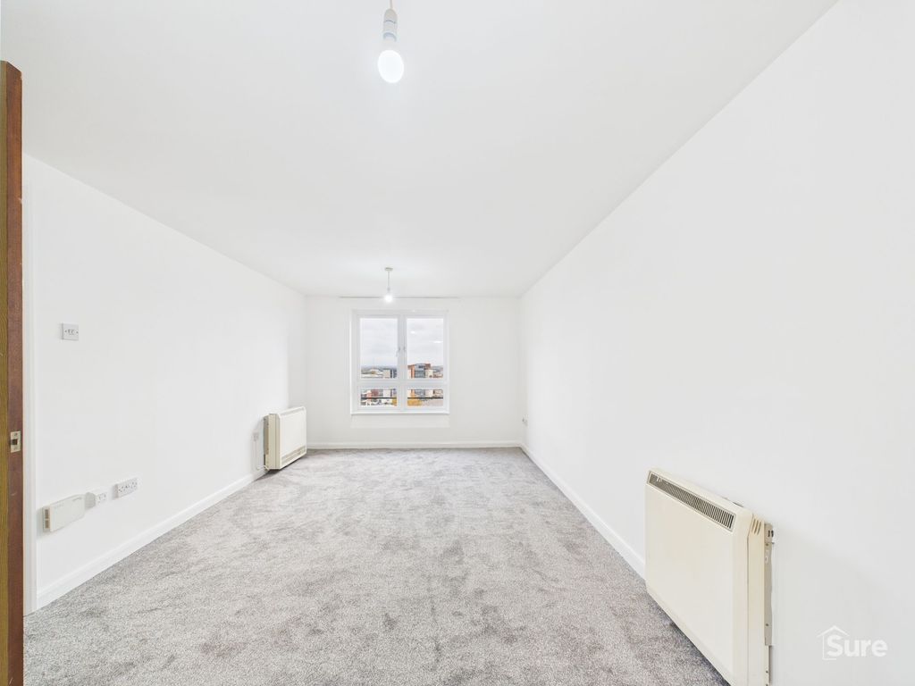 Property photo 3 of 8 Living Area