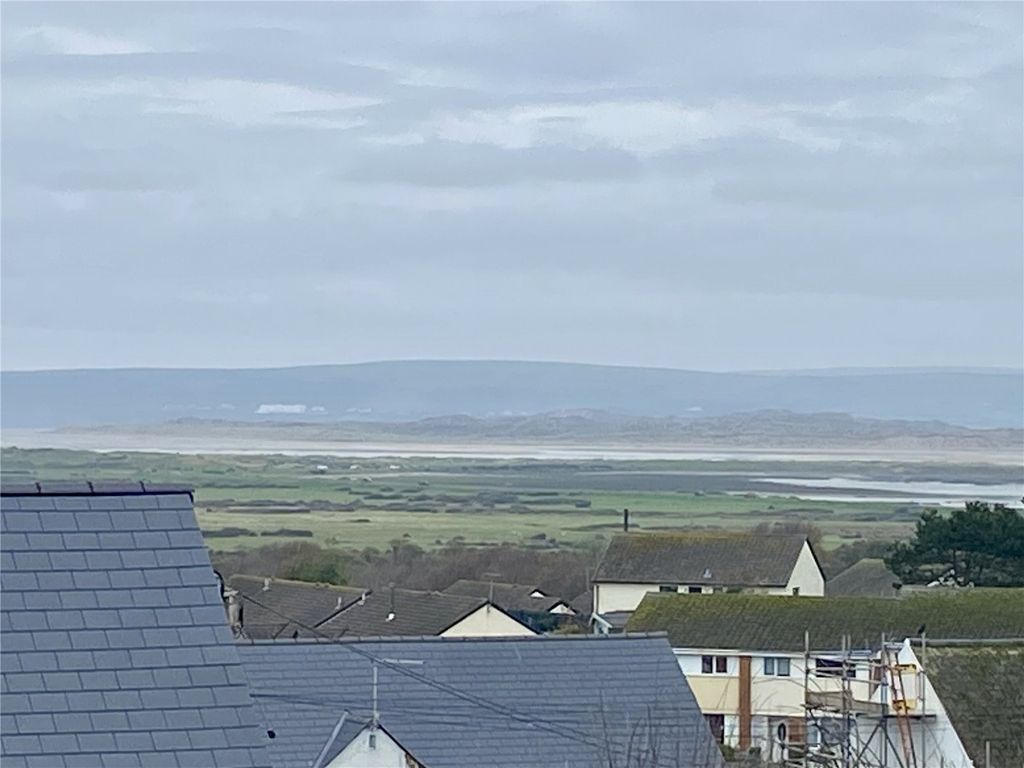 Property photo 3 of 20 Picture No. 08