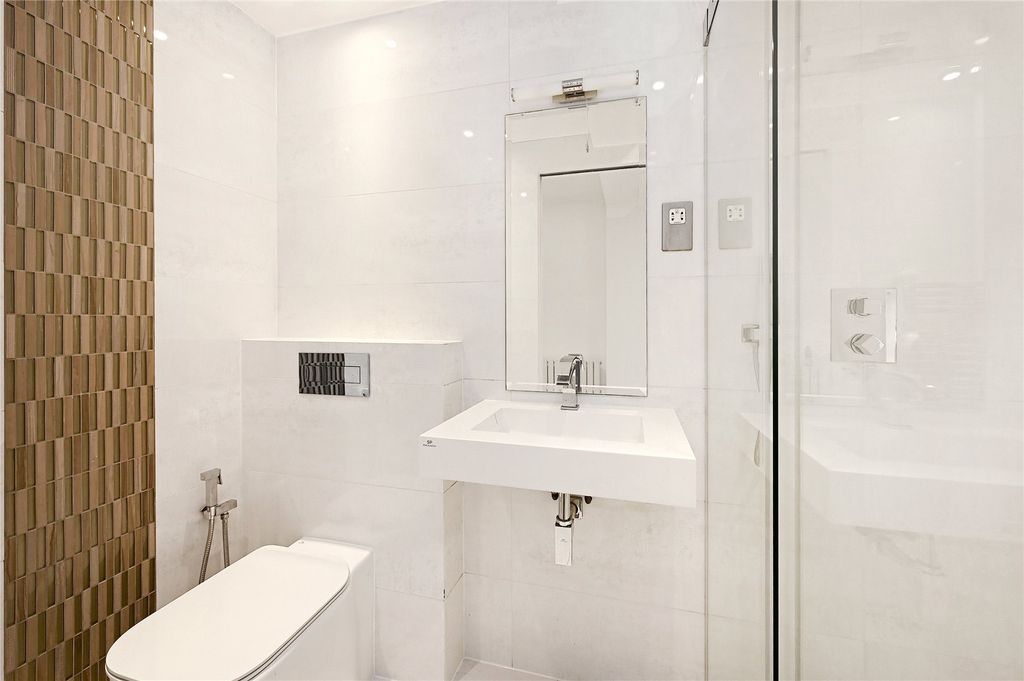 Property photo 2 of 15 Picture No. 01