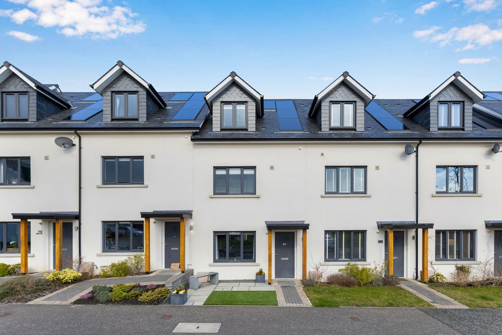 Property photo 3 of 18 Property Image 3