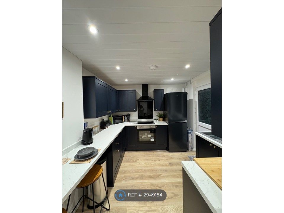 Property photo 1 of 12 Kitchen