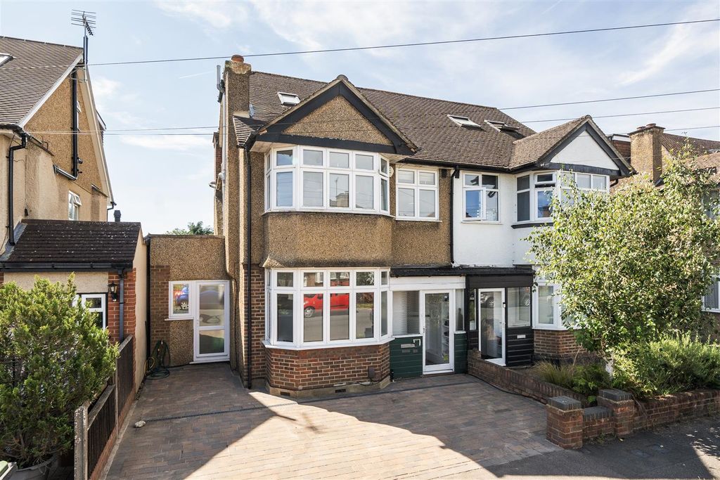 Property photo 1 of 15 Frankland Road - Front.Jpg