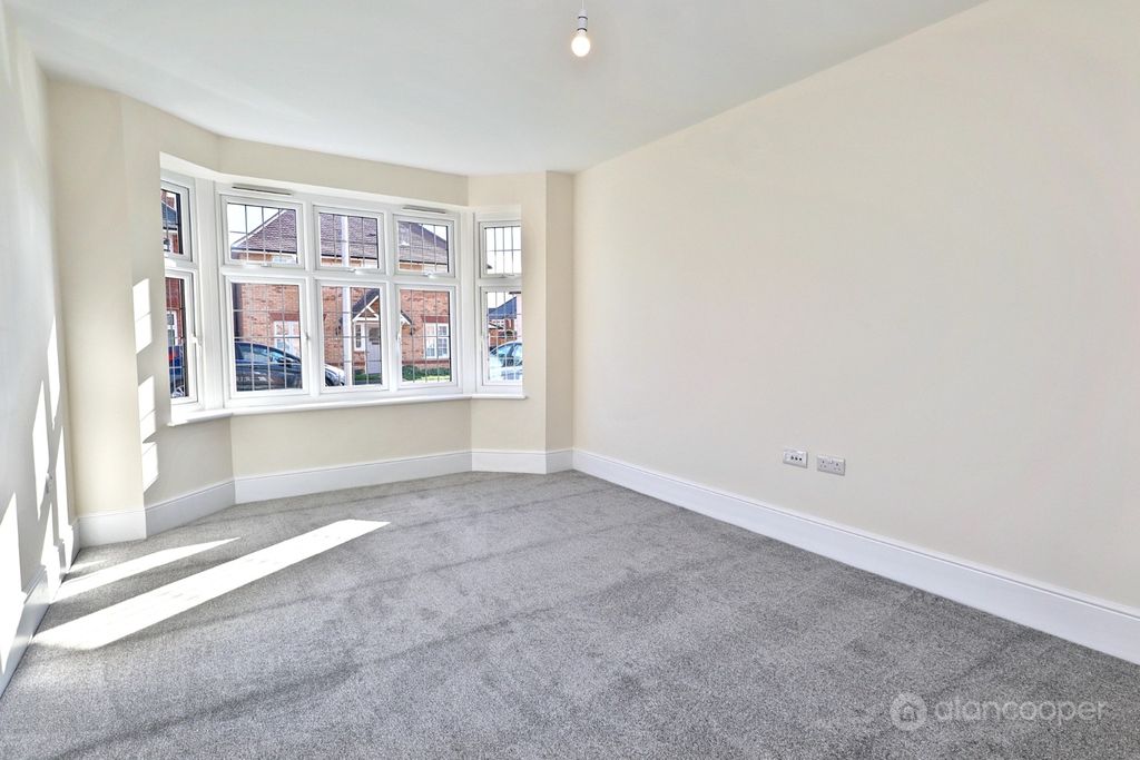 Property photo 2 of 22 5541674