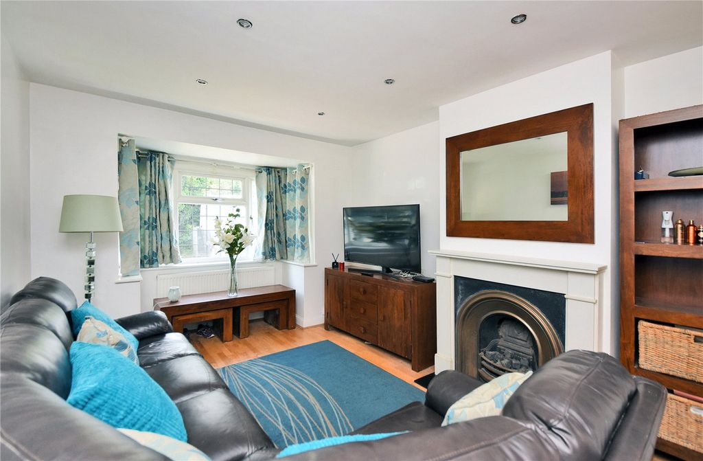 Property photo 2 of 19 Picture No. 20