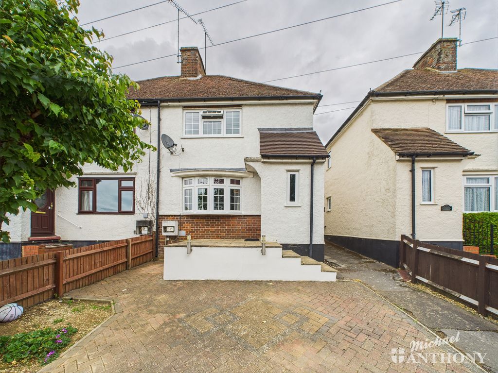 Property photo 1 of 23 Cam02773G0-Pr0311-Still028