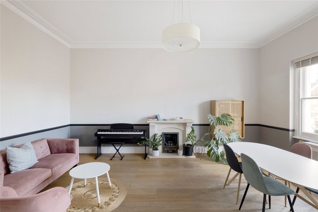 Property photo 1 of 10 Picture No. 04