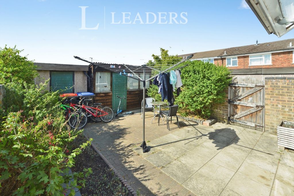Property photo 2 of 11 Pbox-Img.Jpg