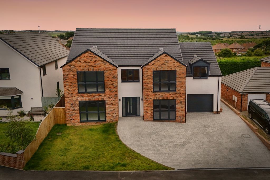 Property photo 1 of 20