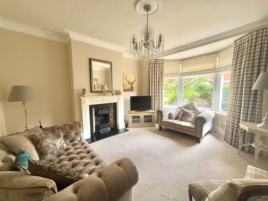 Property photo 3 of 16 Photo 15