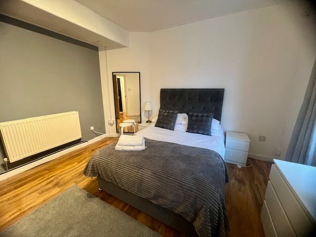 Property photo 3 of 7 Bedroom