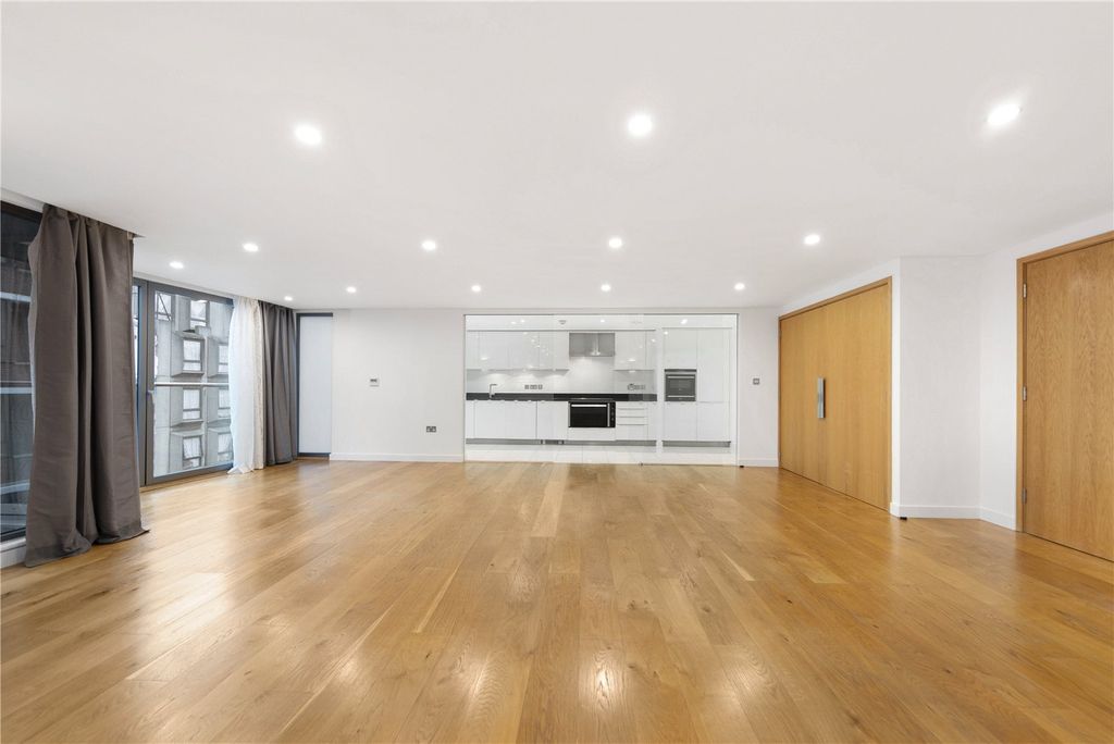 Property photo 1 of 6 Picture No. 16