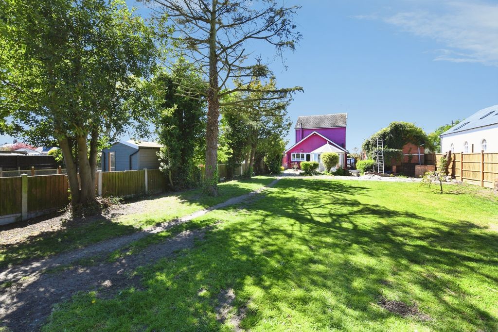 Property photo 2 of 27 Pbox-Img.Jpg