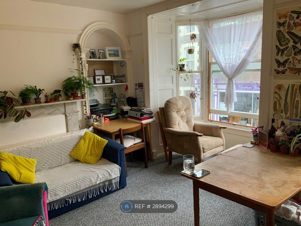Property photo 1 of 11 Lounge View