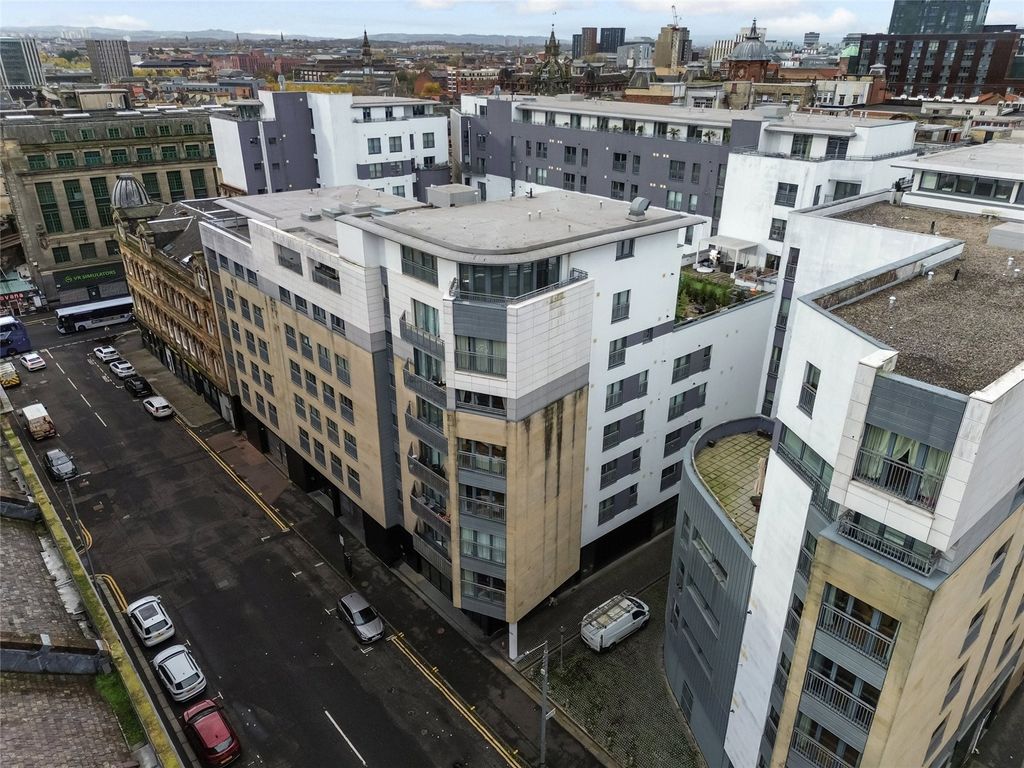 Property photo 3 of 26 Picture No. 23