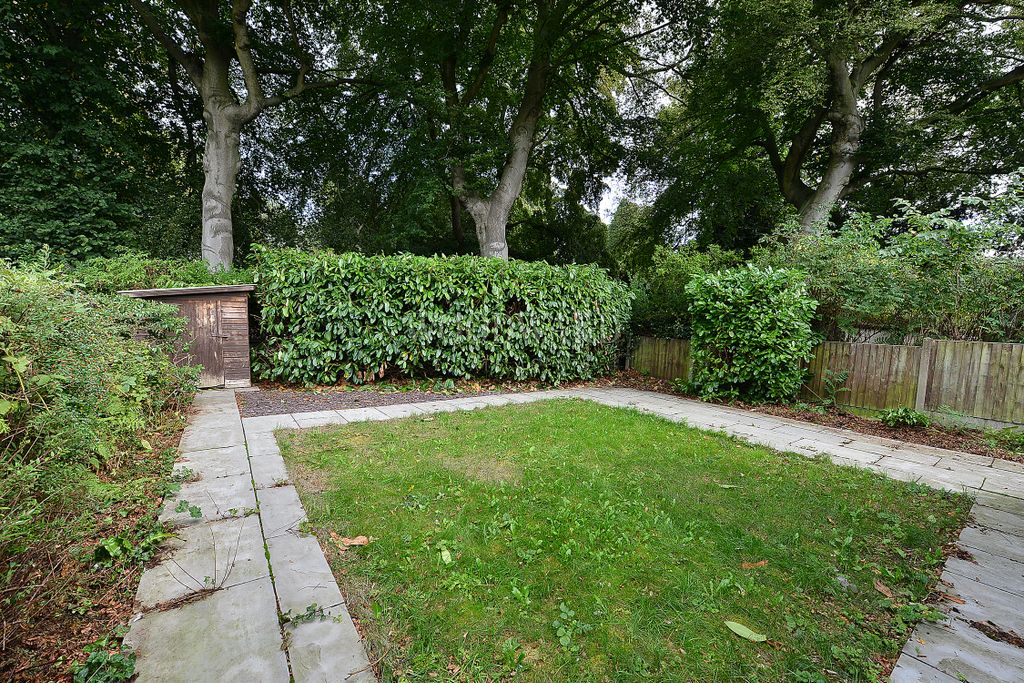 Property photo 2 of 17 Rear Garden