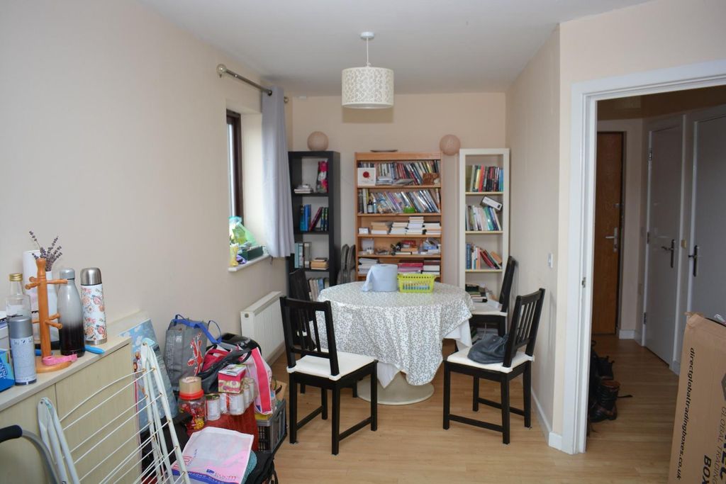 Property photo 2 of 8 Dining Area.Jpg