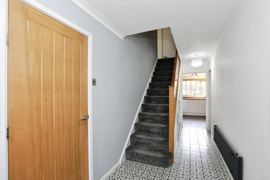 Property photo 2 of 20 Pbox-Img.Jpg