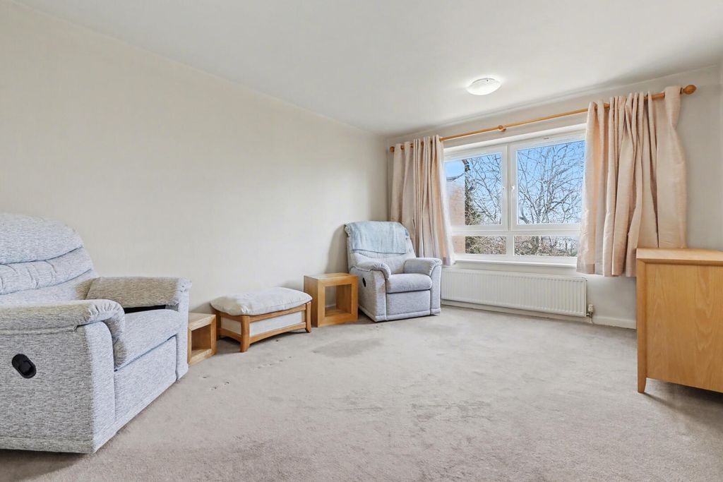 Property photo 3 of 13 Living Room