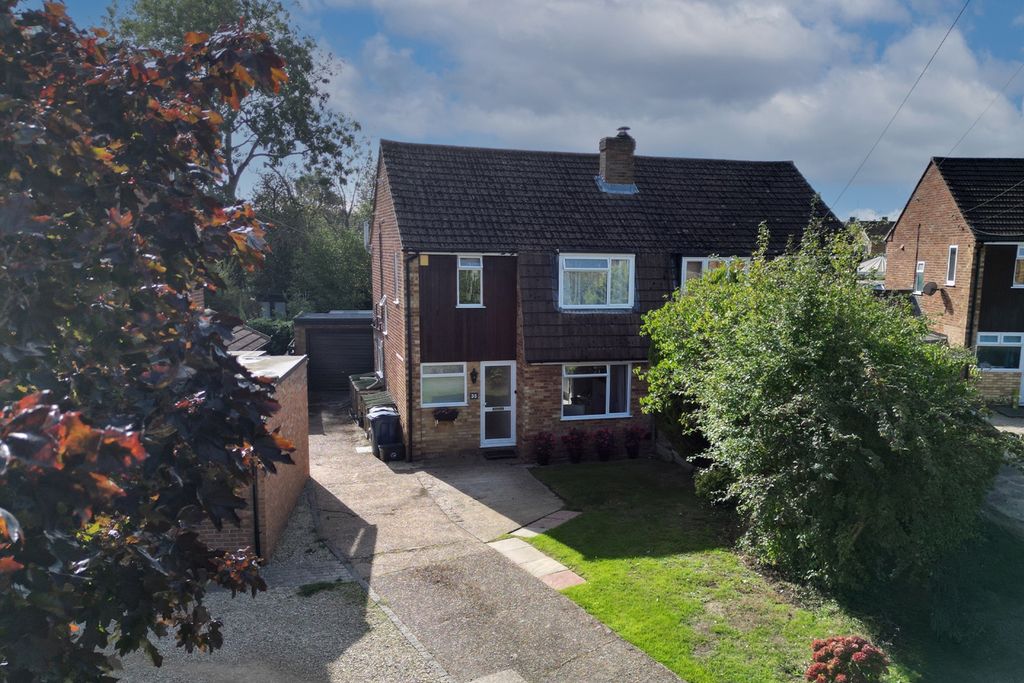 Property photo 1 of 12 5547632