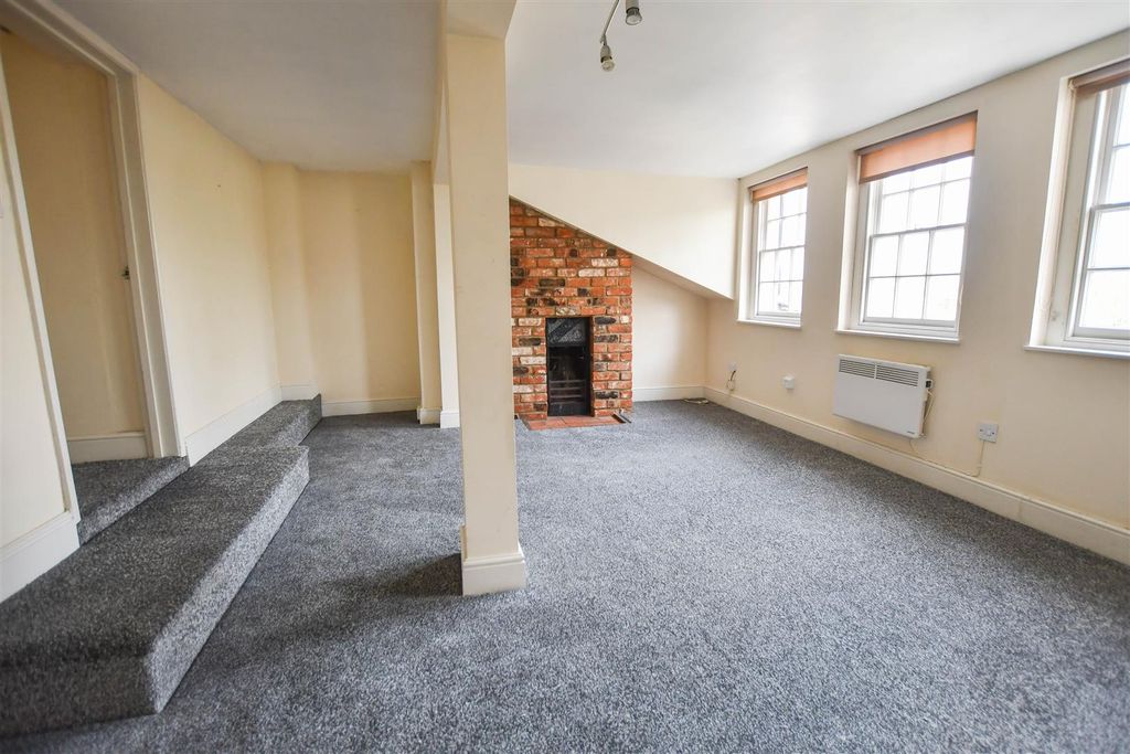 Property photo 2 of 9 Dsc_2166-1.Jpg