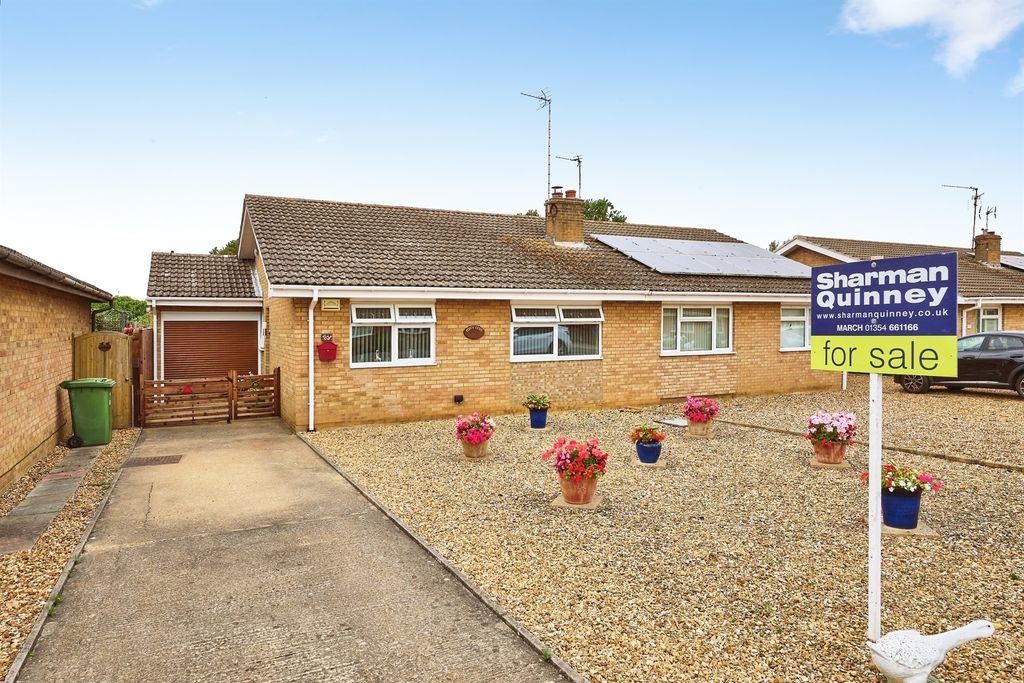 Property photo 1 of 15