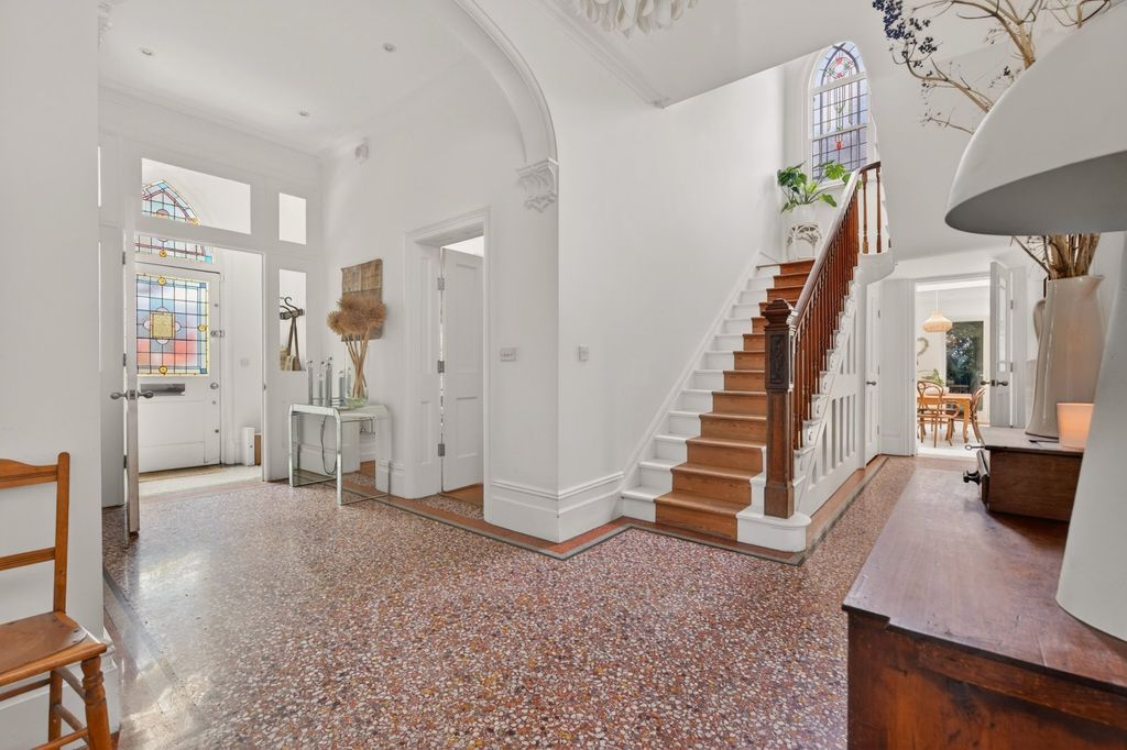 Property photo 3 of 22 Hall