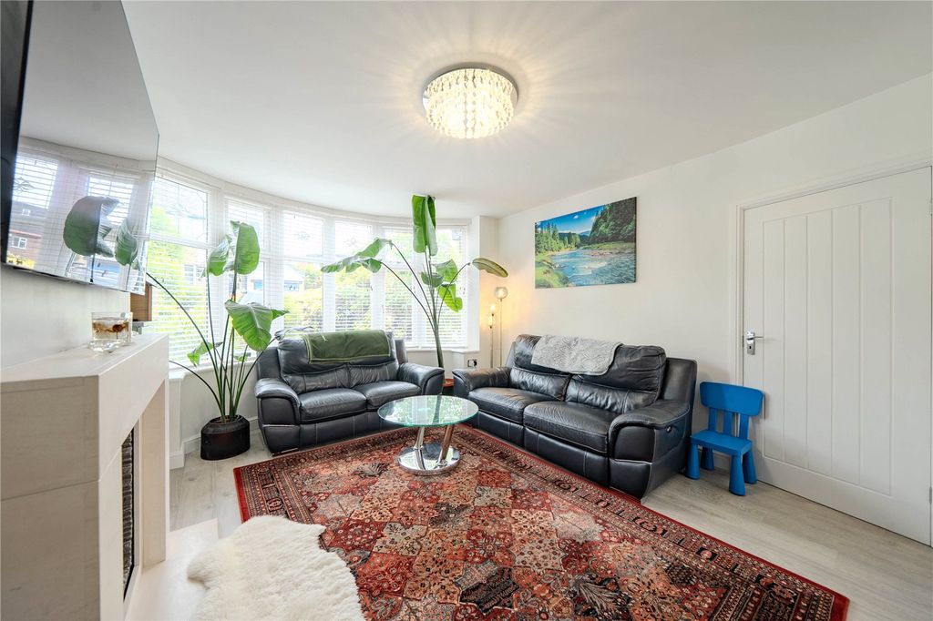 Property photo 3 of 17 Picture No. 06