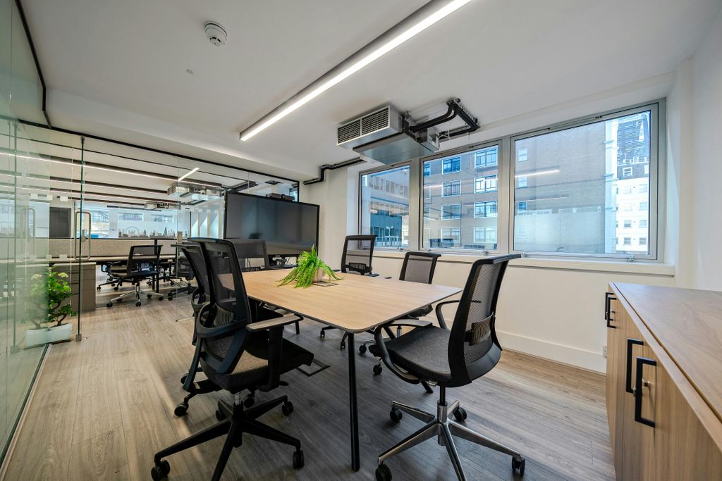 Property photo 3 of 21 1424696-11-69Babb87B6875.Jpg