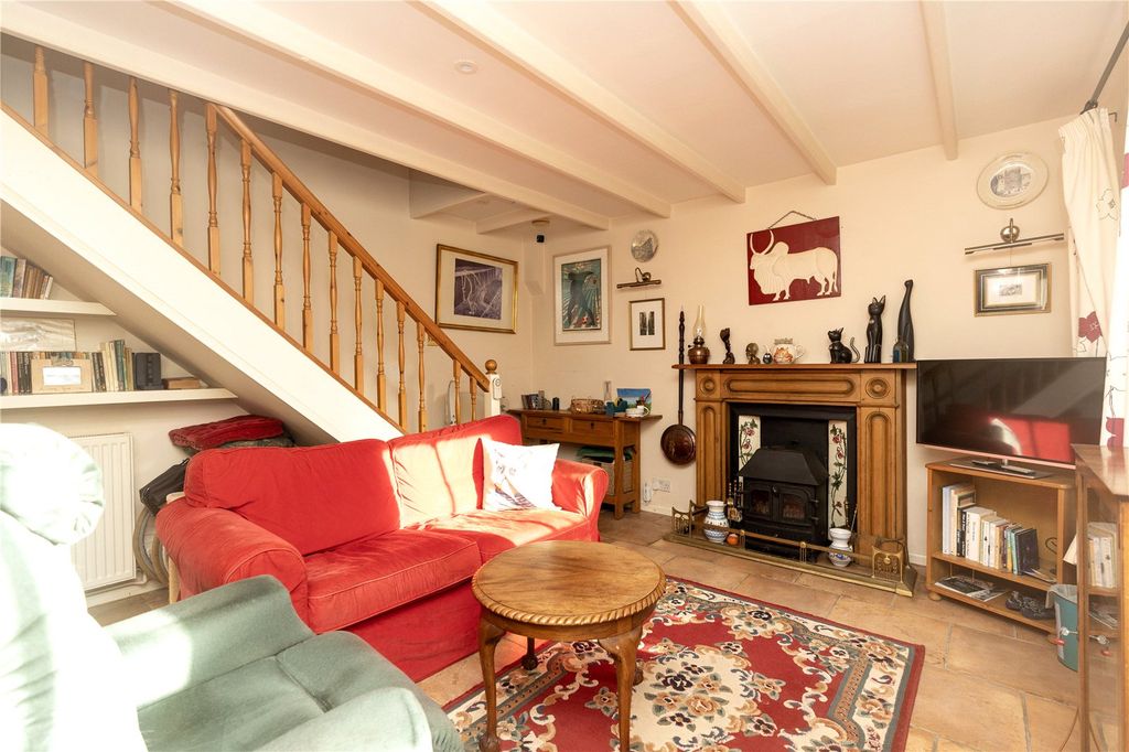 Property photo 3 of 17 Picture No. 04