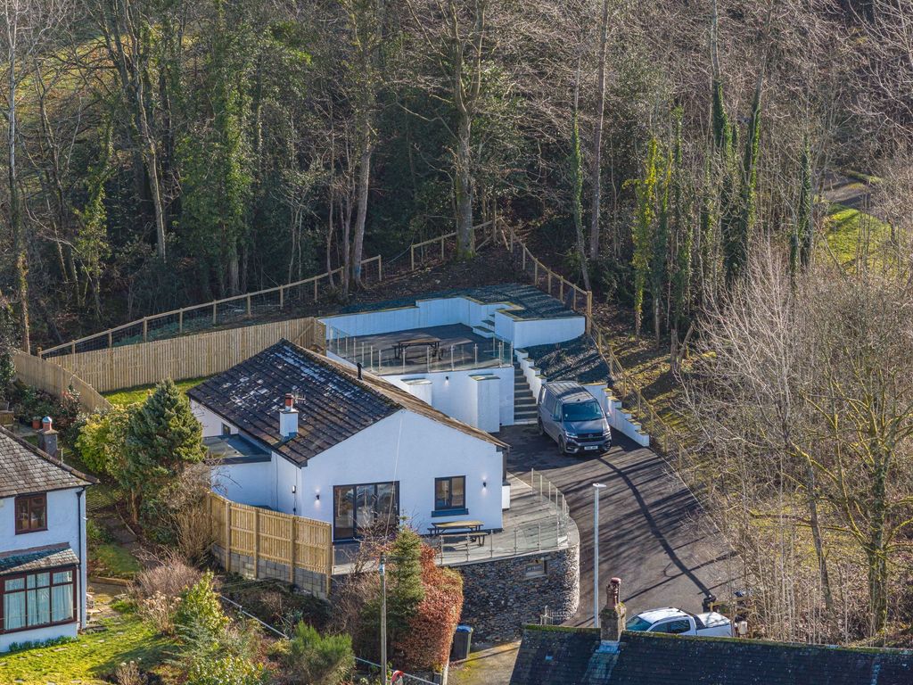 Property photo 1 of 40